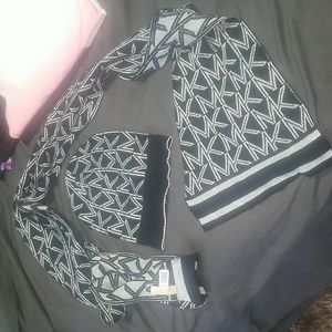 Michael Kors Scarf & Hat